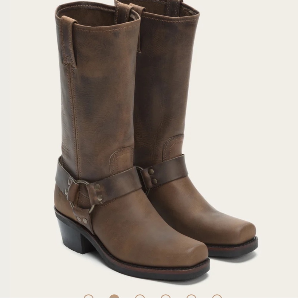 Vintage brown Frye boots